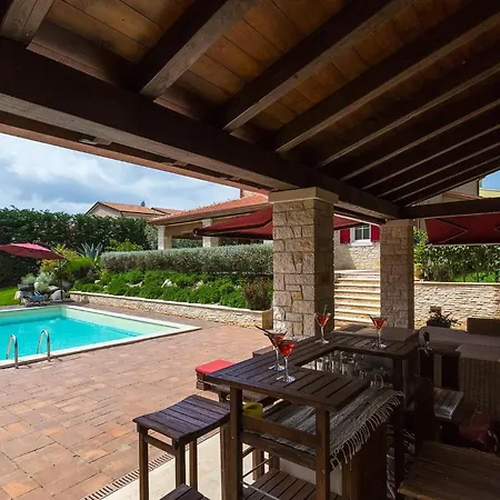 Eda Ferienhaus Poreč