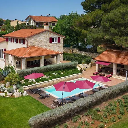 Holiday home Eda *